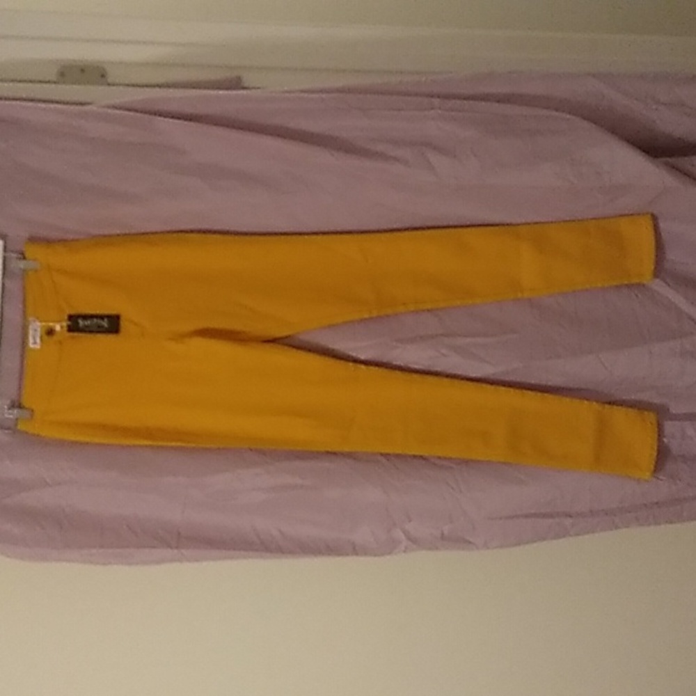 Swank A Posh Super Guy Jeans, size xl, color butter yellow